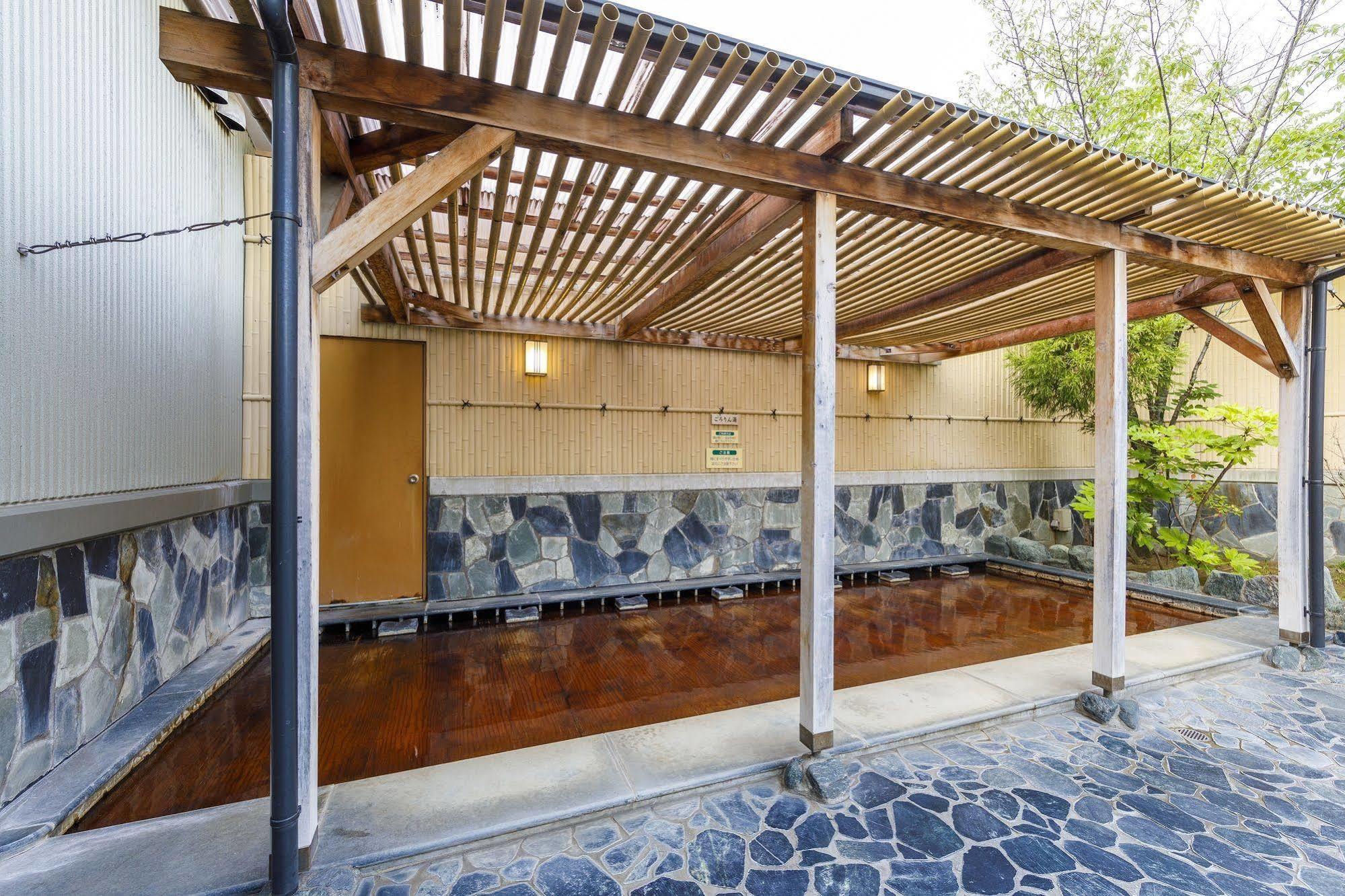 Route Inn Grantia Hanyu Spa Resort Exterior foto